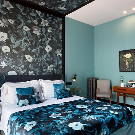 Velona'S Jungle Luxury Suites Флоренция Экстерьер фото