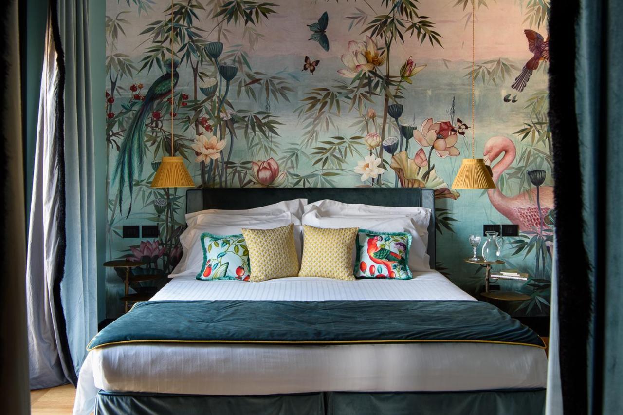 Velona'S Jungle Luxury Suites Флоренция Экстерьер фото