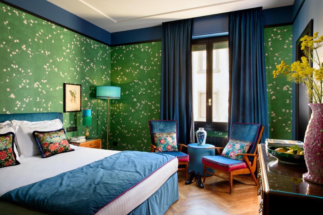 Velona'S Jungle Luxury Suites Флоренция Экстерьер фото